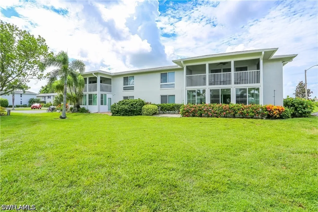 195 Peppermint Lane Naples FL 34112