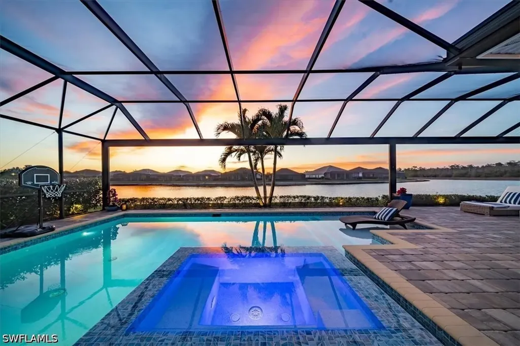 Naples FL, 14372 Neptune Avenue