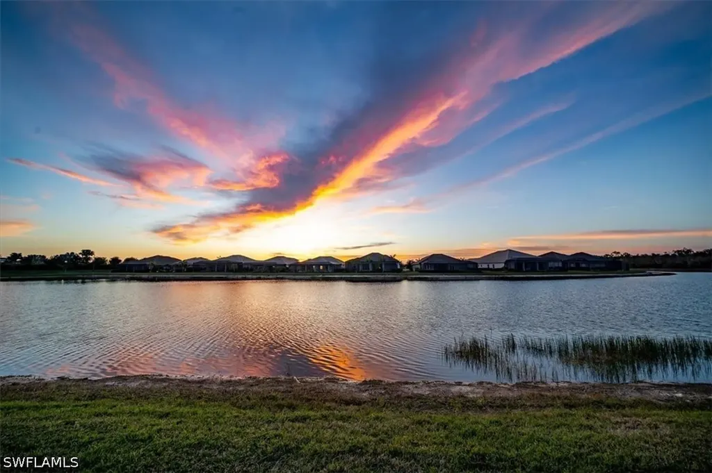 14372 Neptune Avenue Naples FL 34114