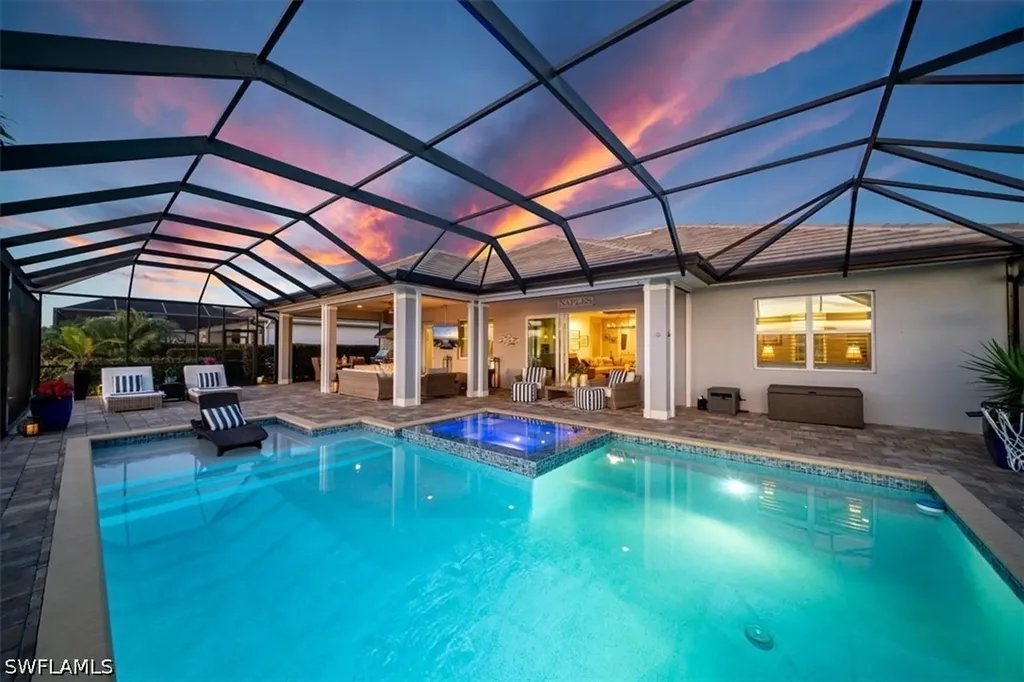 14372 Neptune Avenue Naples FL 34114