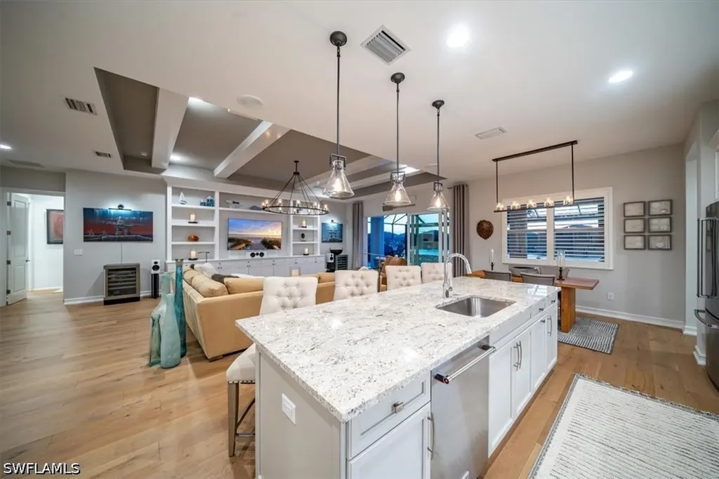 14372 Neptune Avenue Naples FL 34114
