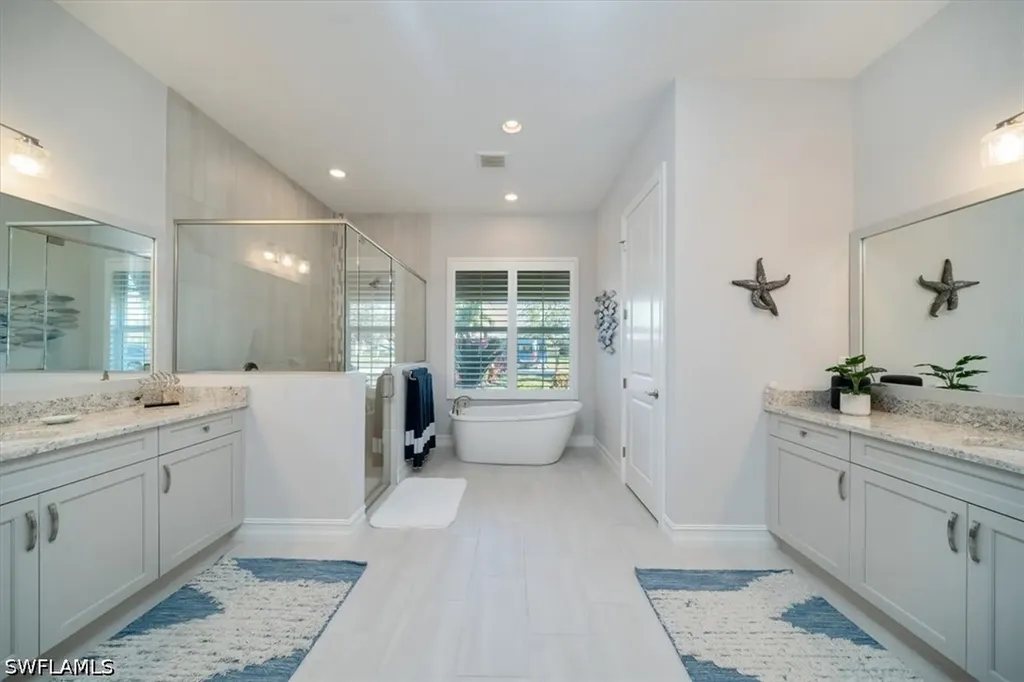 14372 Neptune Avenue Naples FL 34114