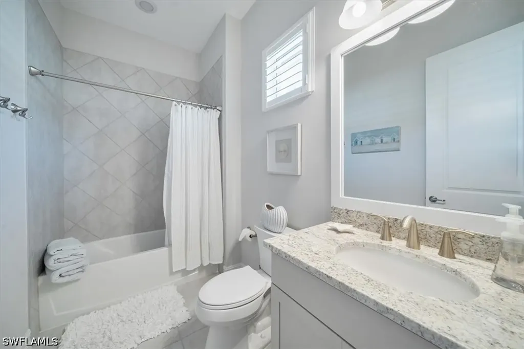 14372 Neptune Avenue Naples FL 34114
