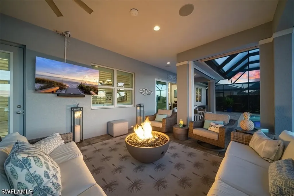 14372 Neptune Avenue Naples FL 34114