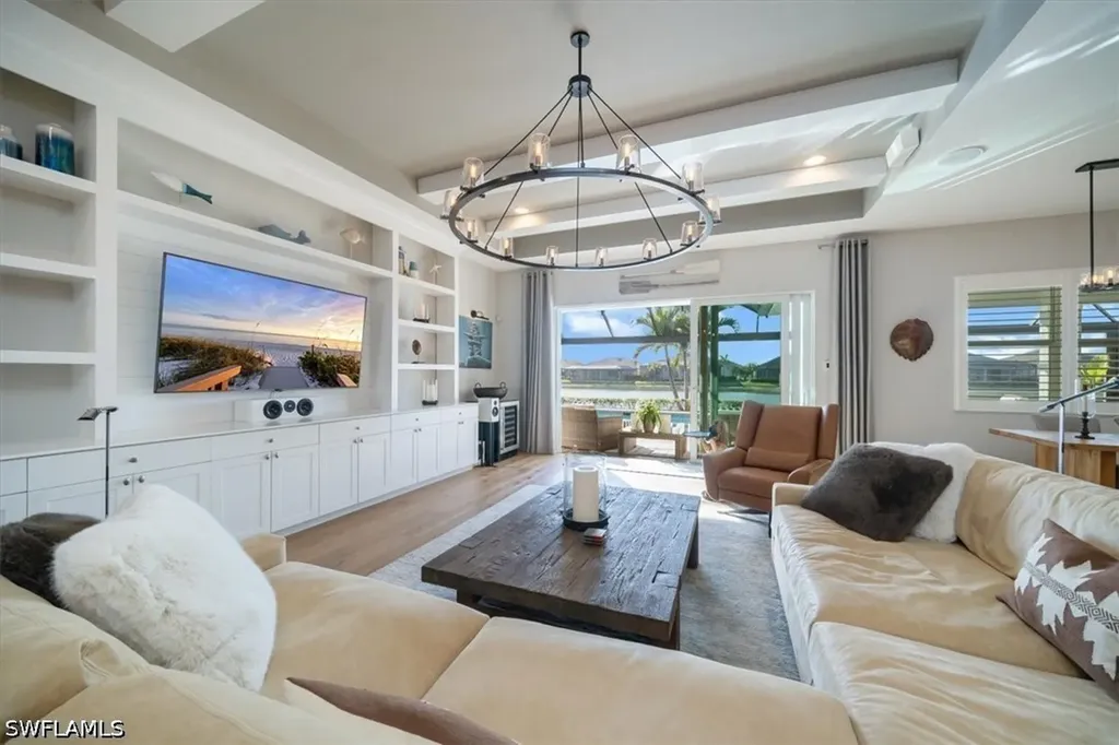 14372 Neptune Avenue Naples FL 34114