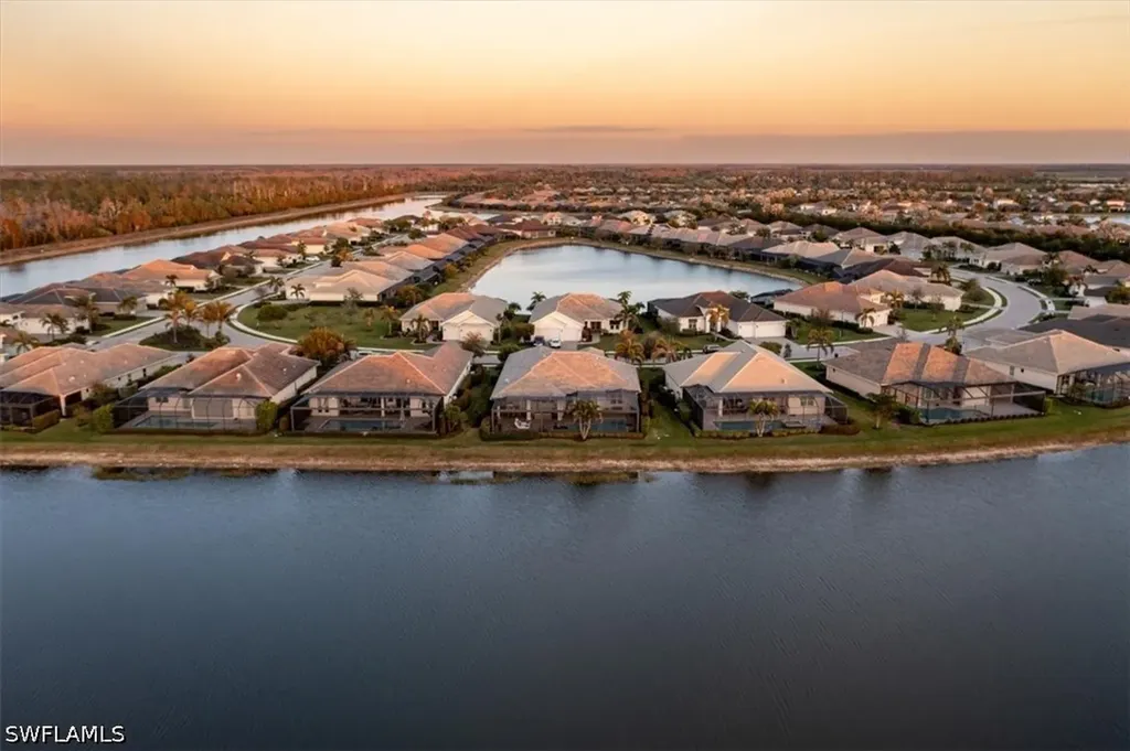 14372 Neptune Avenue Naples FL 34114
