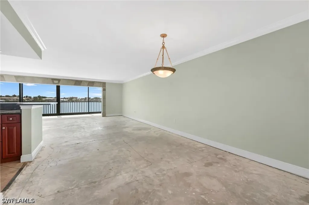 222 Harbour Drive Naples FL 34103