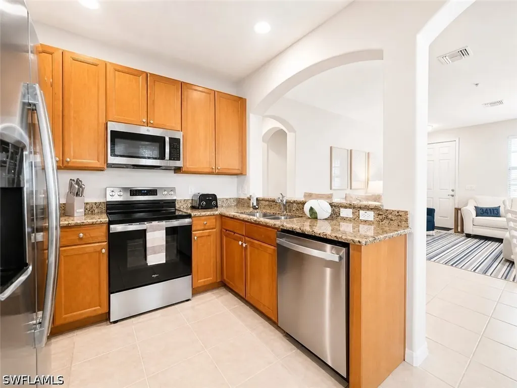1367 Artesia Drive E Naples FL 34113