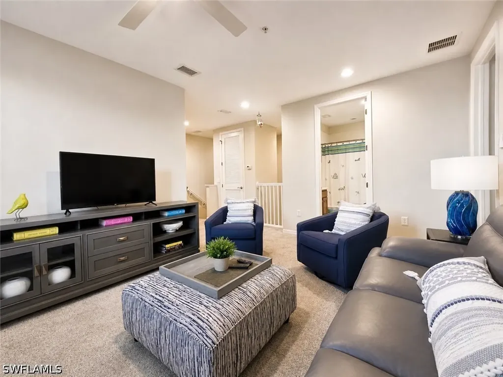 1367 Artesia Drive E Naples FL 34113