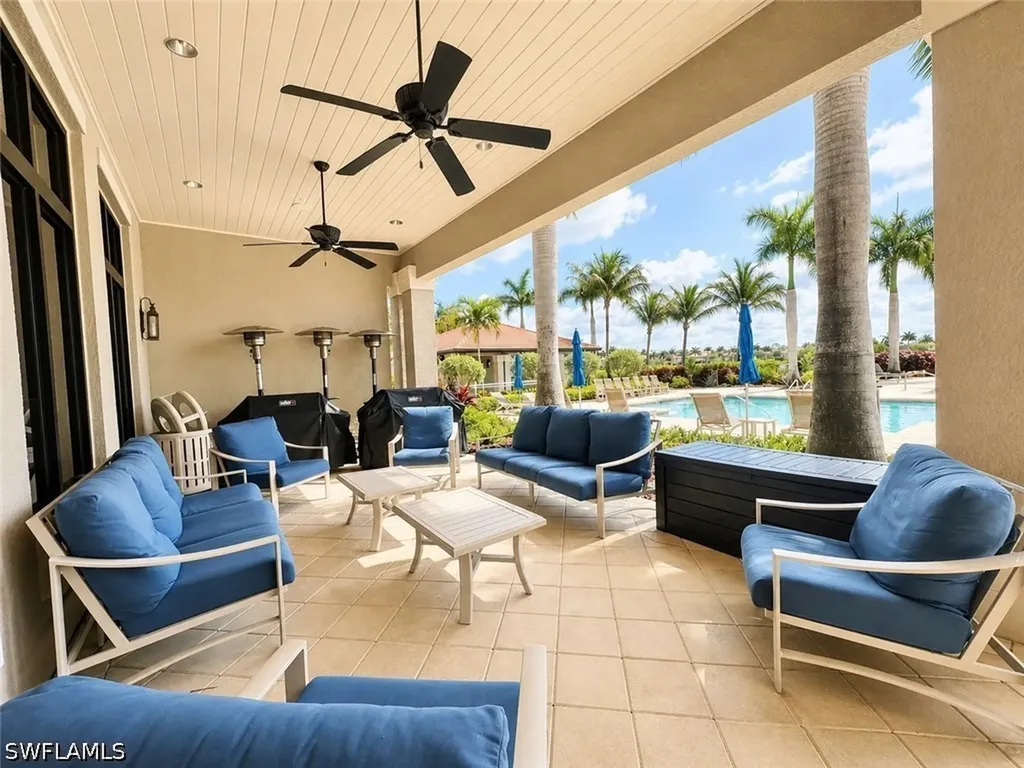 1367 Artesia Drive E Naples FL 34113