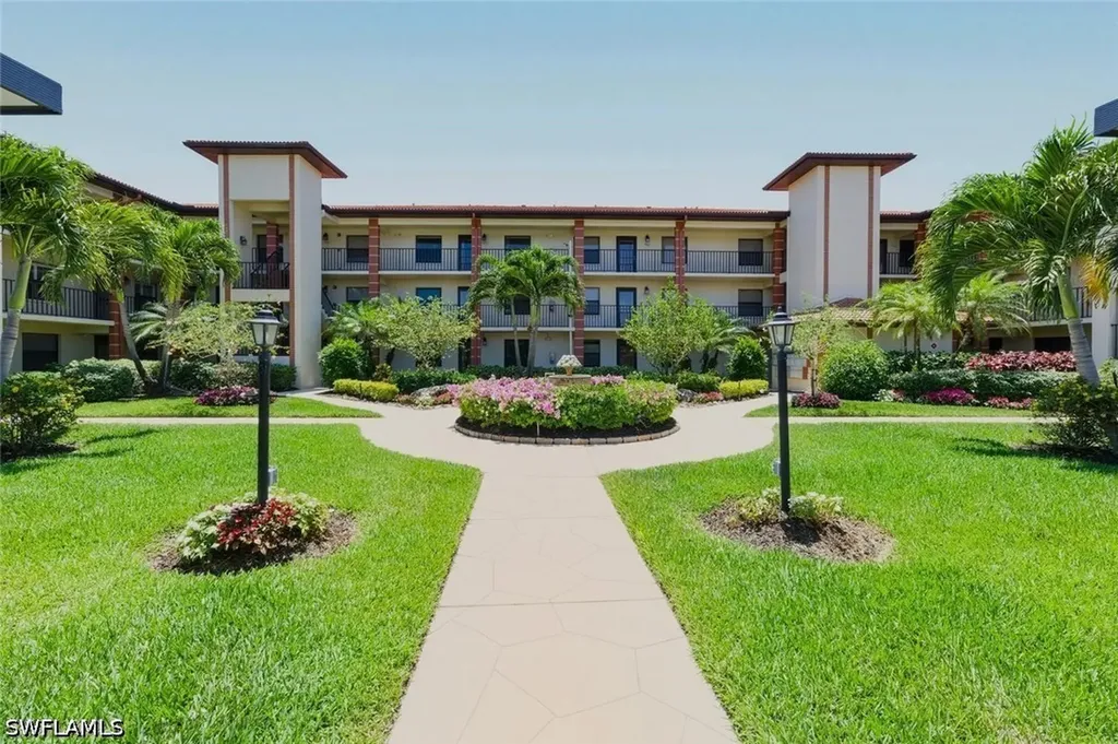 7220 Coventry Court Naples FL 34104