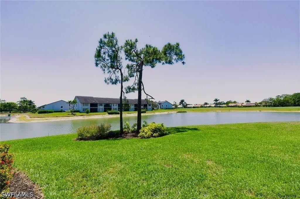 7220 Coventry Court Naples FL 34104