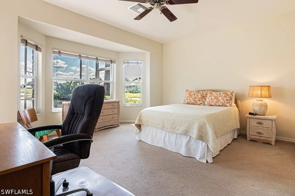 1992 Crestview Way Naples FL 34119