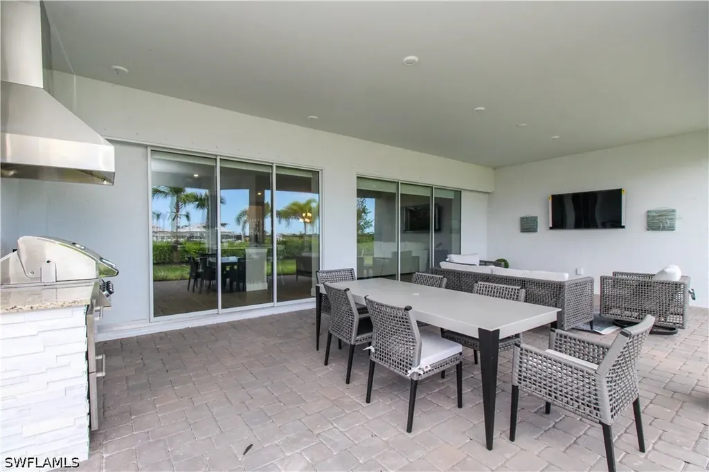 15765 Cortina Street Naples FL 34114