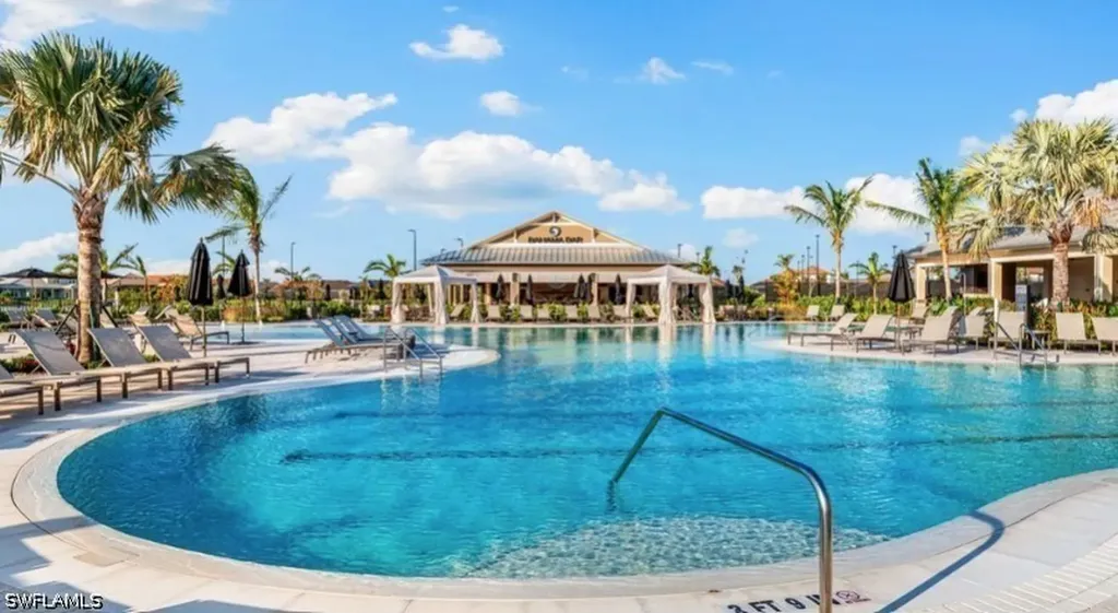 15765 Cortina Street Naples FL 34114