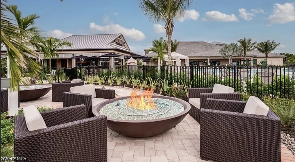 15765 Cortina Street Naples FL 34114
