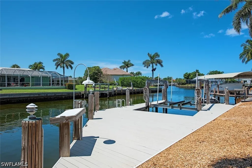 1281 Aruba Court Marco Island FL 34145