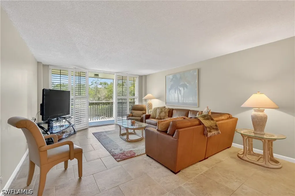 5 Bluebill Avenue Naples FL 34108