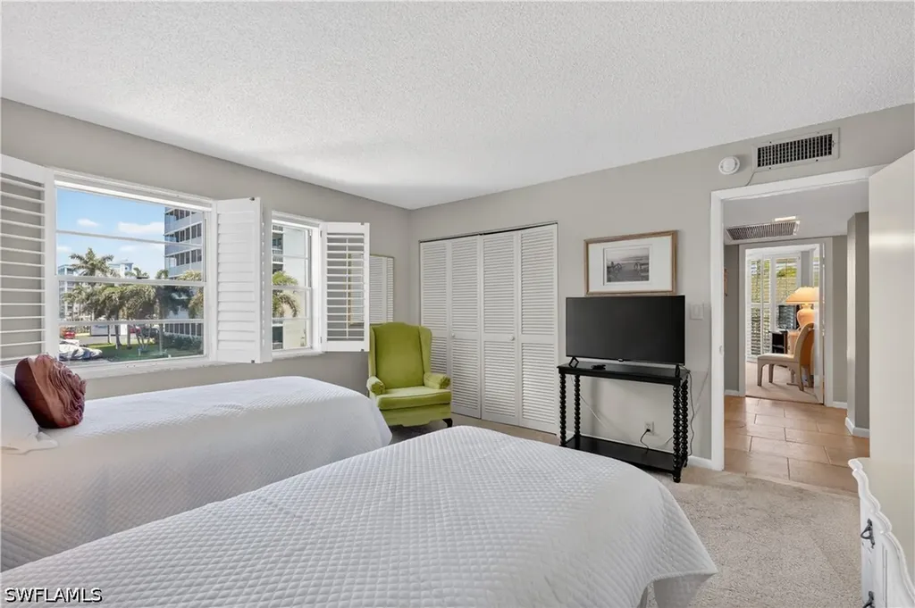5 Bluebill Avenue Naples FL 34108