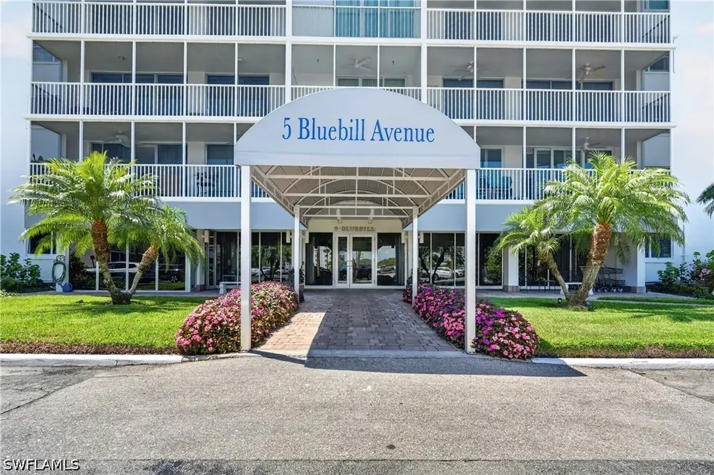 5 Bluebill Avenue Naples FL 34108