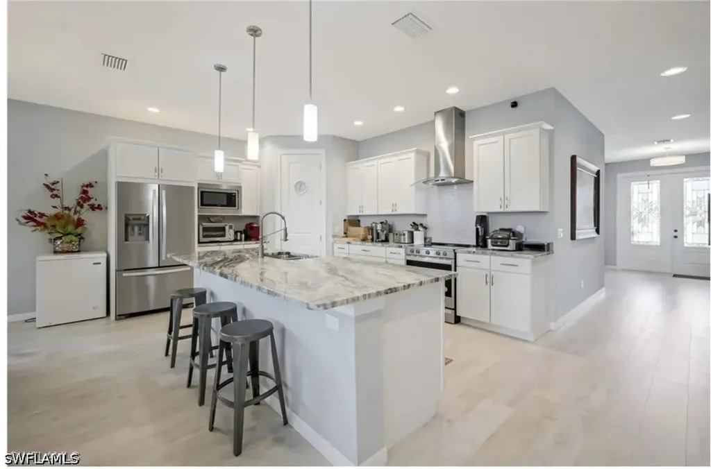 2214 Isle Of Pines Avenue Fort Myers FL 33905