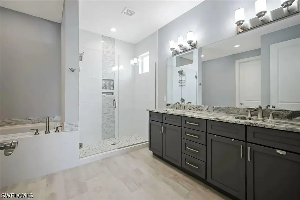 2214 Isle Of Pines Avenue Fort Myers FL 33905