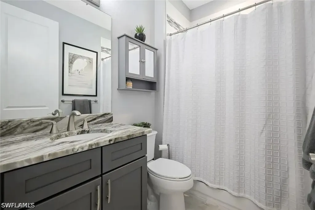 2214 Isle Of Pines Avenue Fort Myers FL 33905