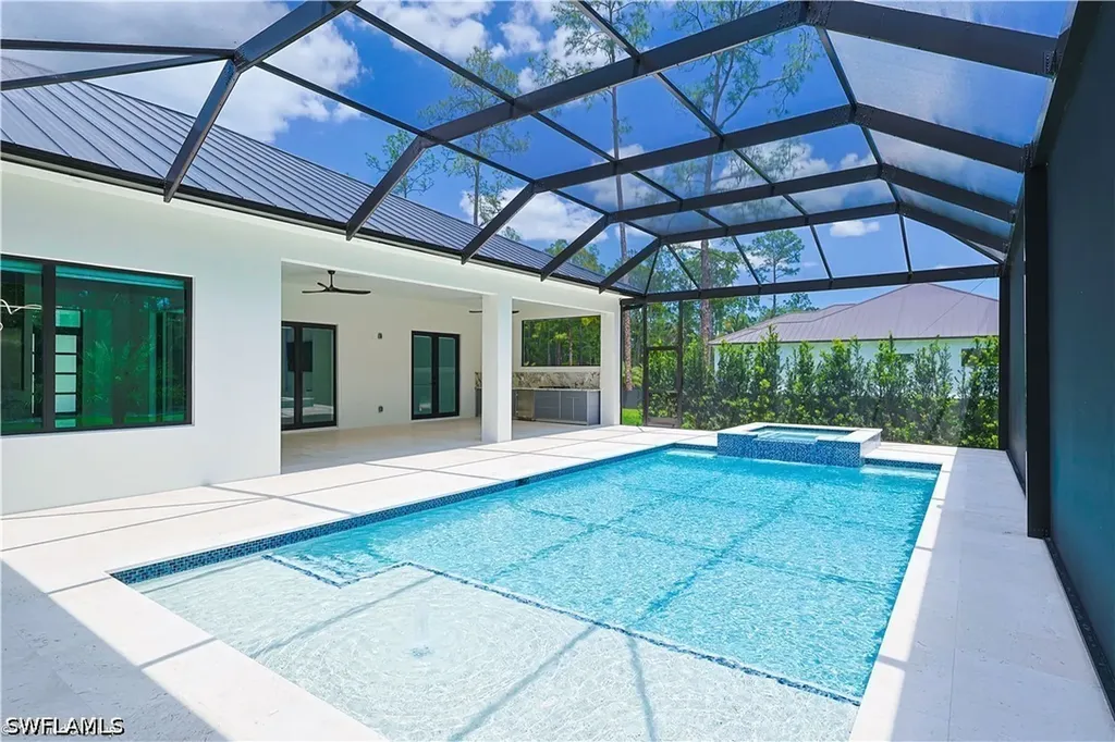 3430 1st Avenue NW Naples FL 34120