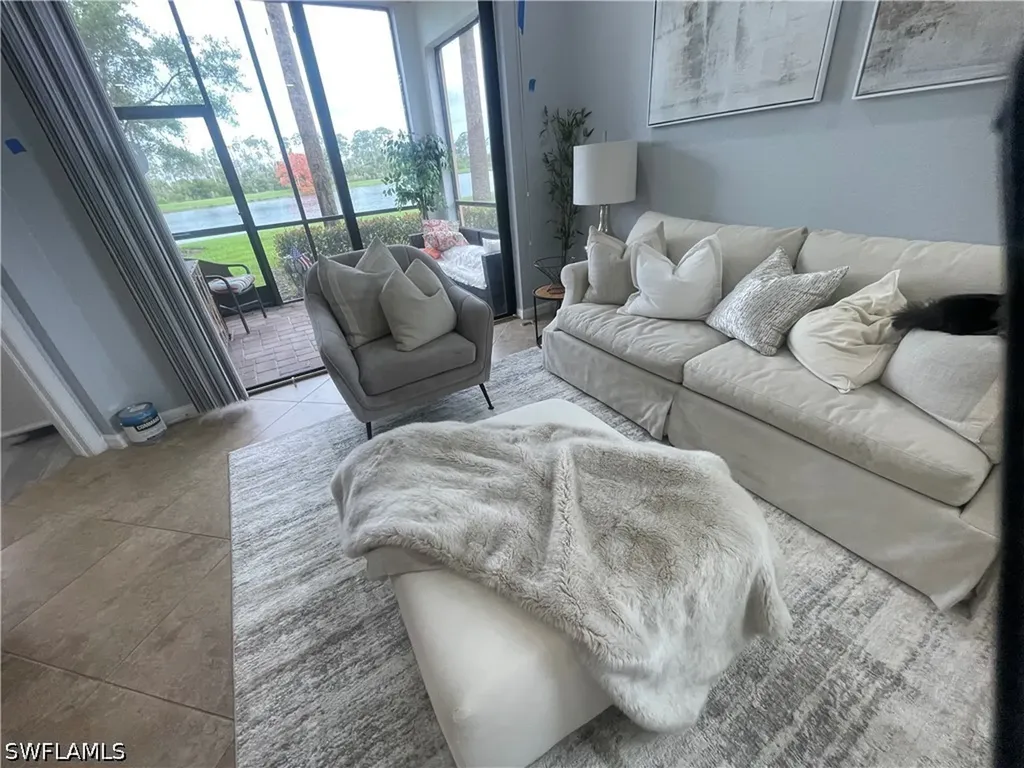 9727 Acqua Court Naples FL 34113