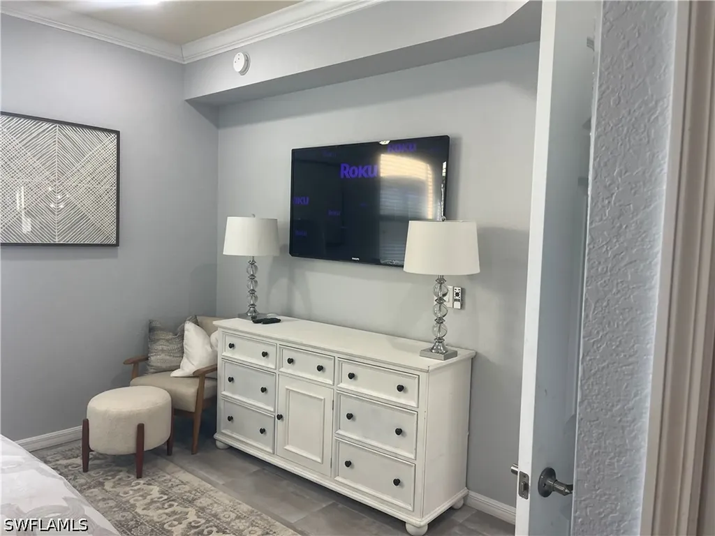 9727 Acqua Court Naples FL 34113