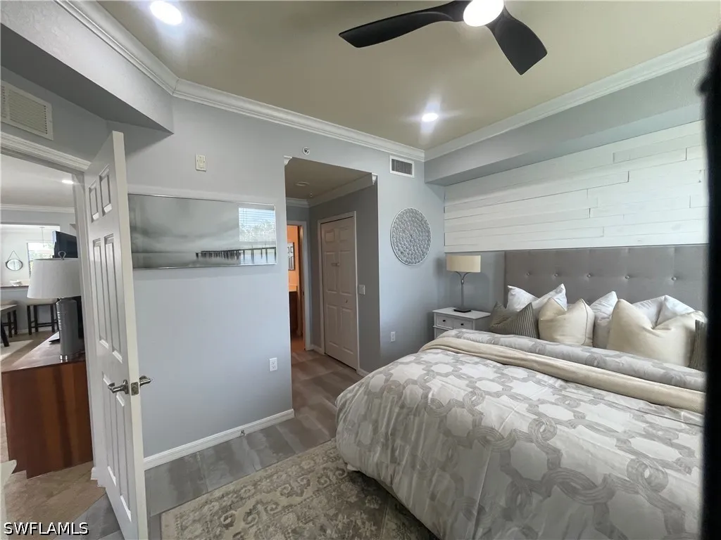 9727 Acqua Court Naples FL 34113
