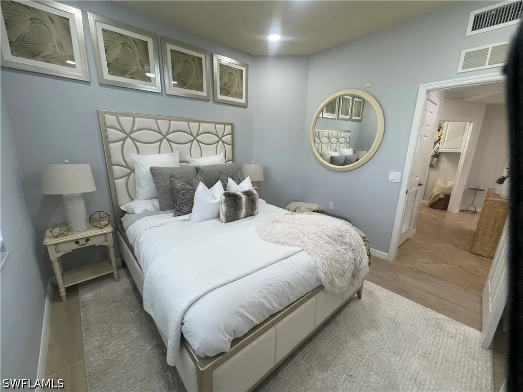 9727 Acqua Court Naples FL 34113
