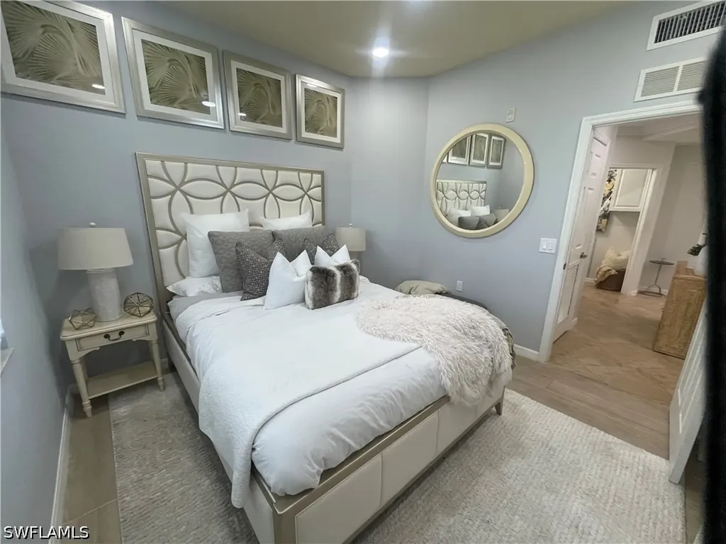 9727 Acqua Court Naples FL 34113