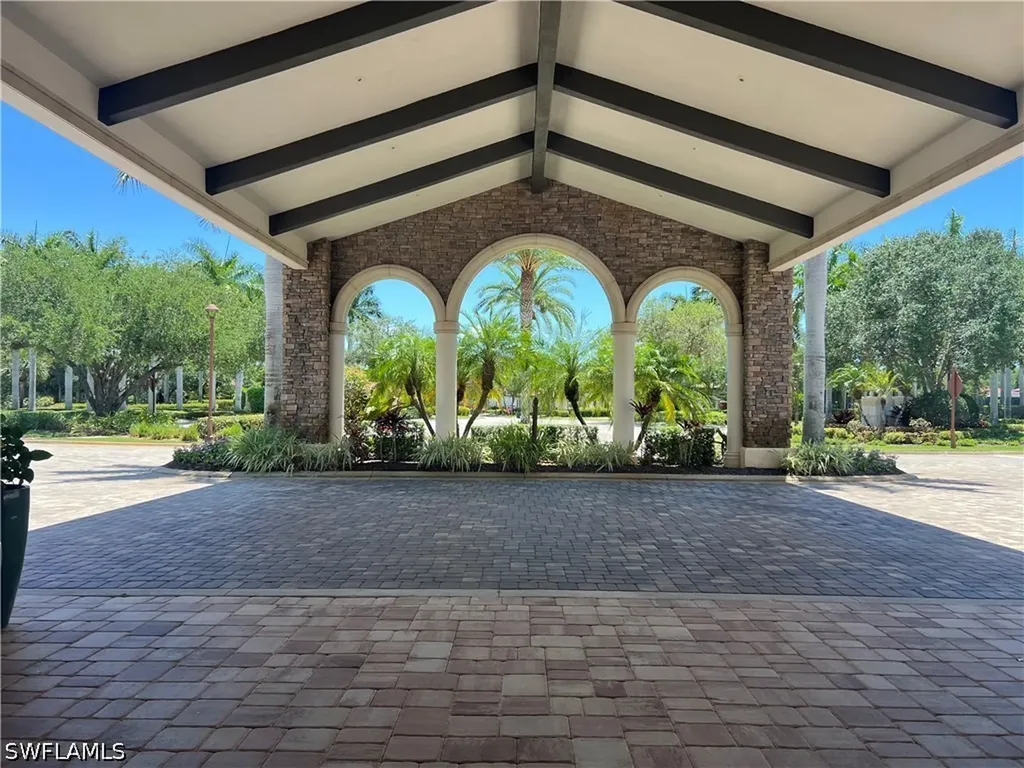 9727 Acqua Court Naples FL 34113