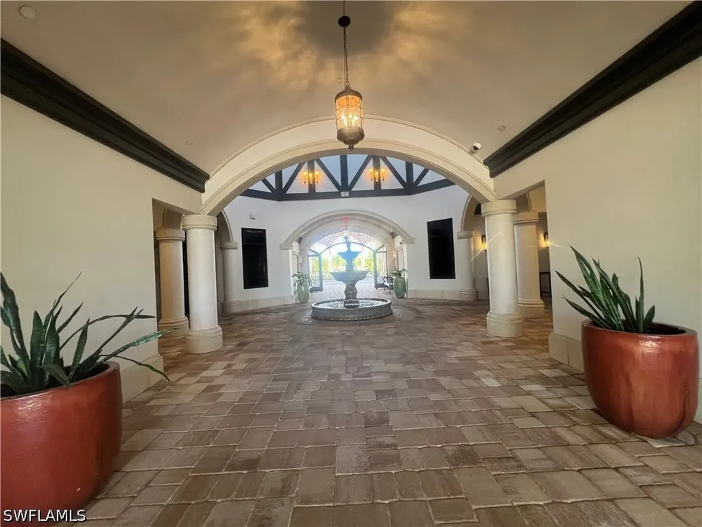 9727 Acqua Court Naples FL 34113