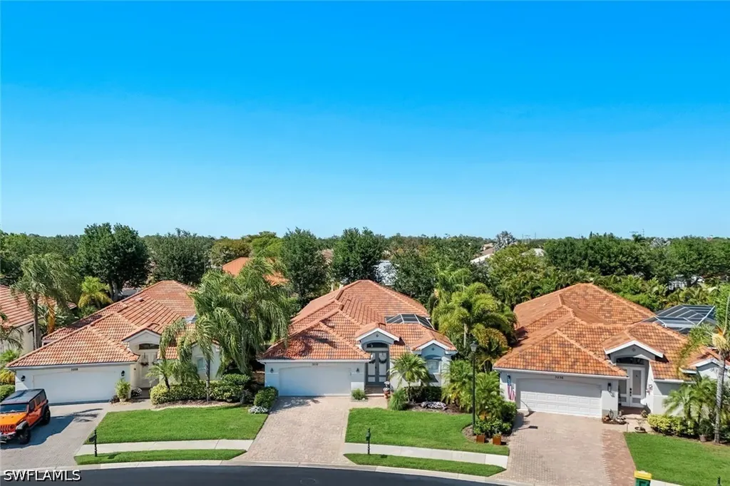 3232 Sundance Circle Naples FL 34109