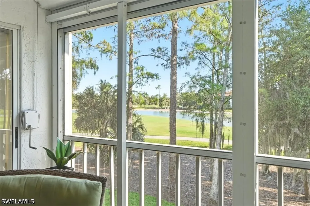 7320 Glenmoor Lane Naples FL 34104