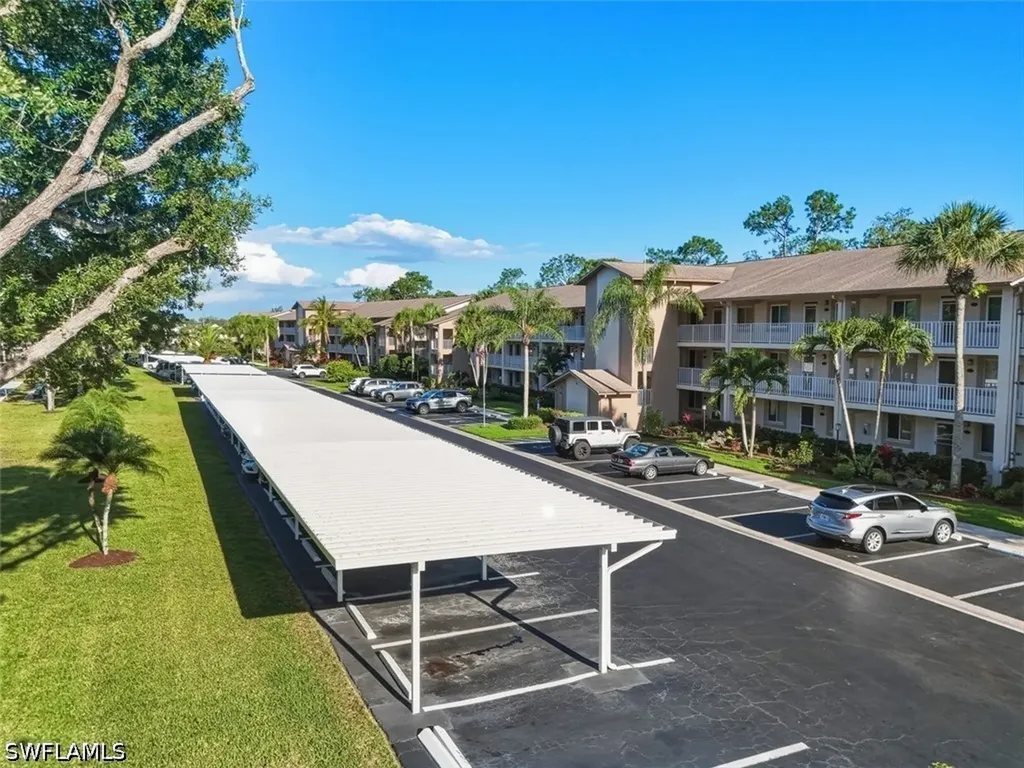 7320 Glenmoor Lane Naples FL 34104