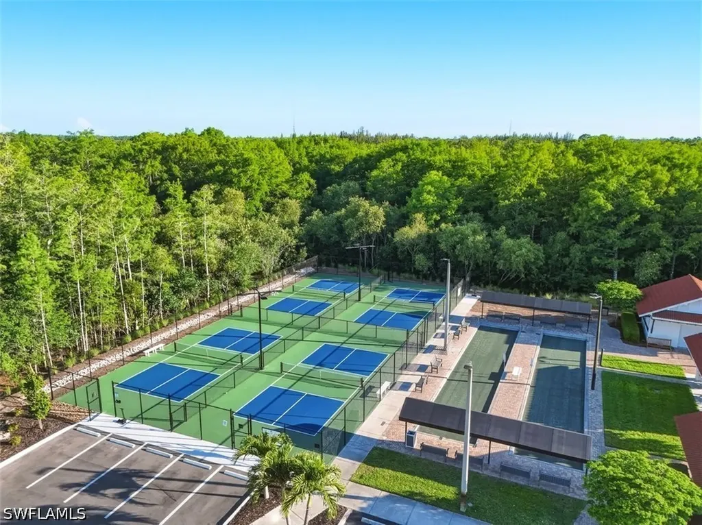 7320 Glenmoor Lane Naples FL 34104