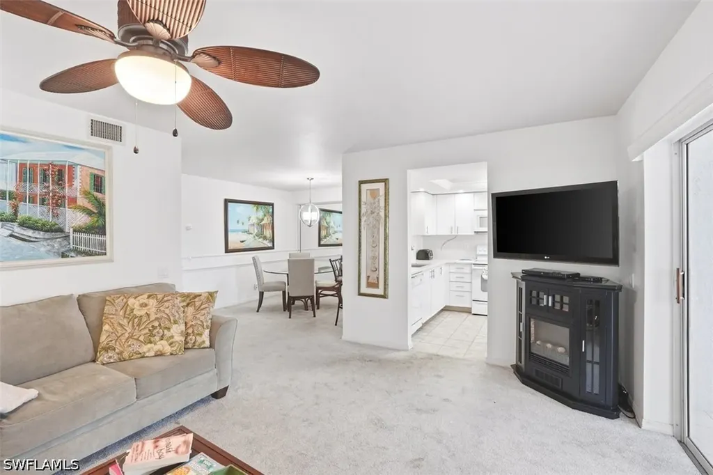 7320 Glenmoor Lane Naples FL 34104