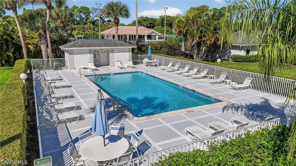1345 Charleston Square Drive Naples FL 34110