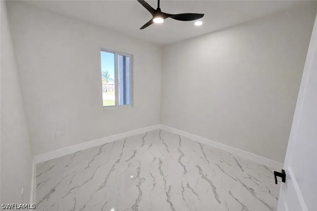 4820/4822 24th Street SW Lehigh Acres FL 33973