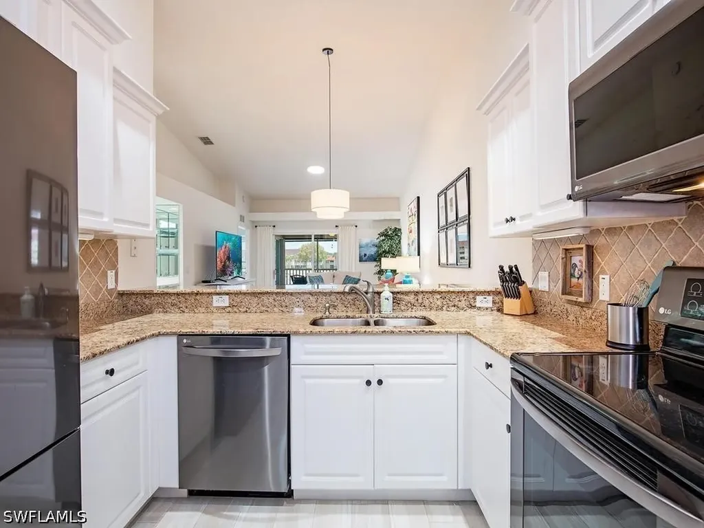 2790 Cypress Trace Circle Naples FL 34119