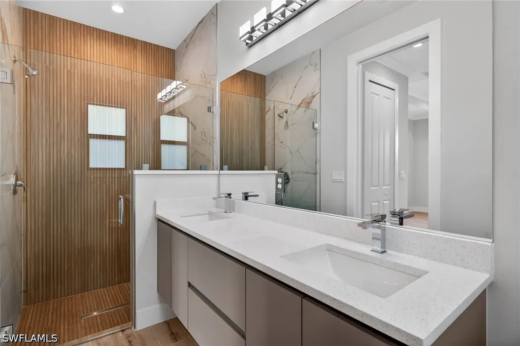 3225 43rd Avenue NE Naples FL 34120