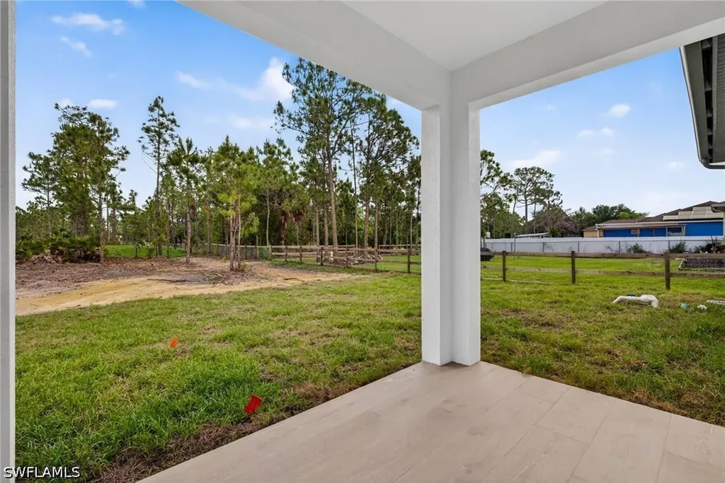 3225 43rd Avenue NE Naples FL 34120
