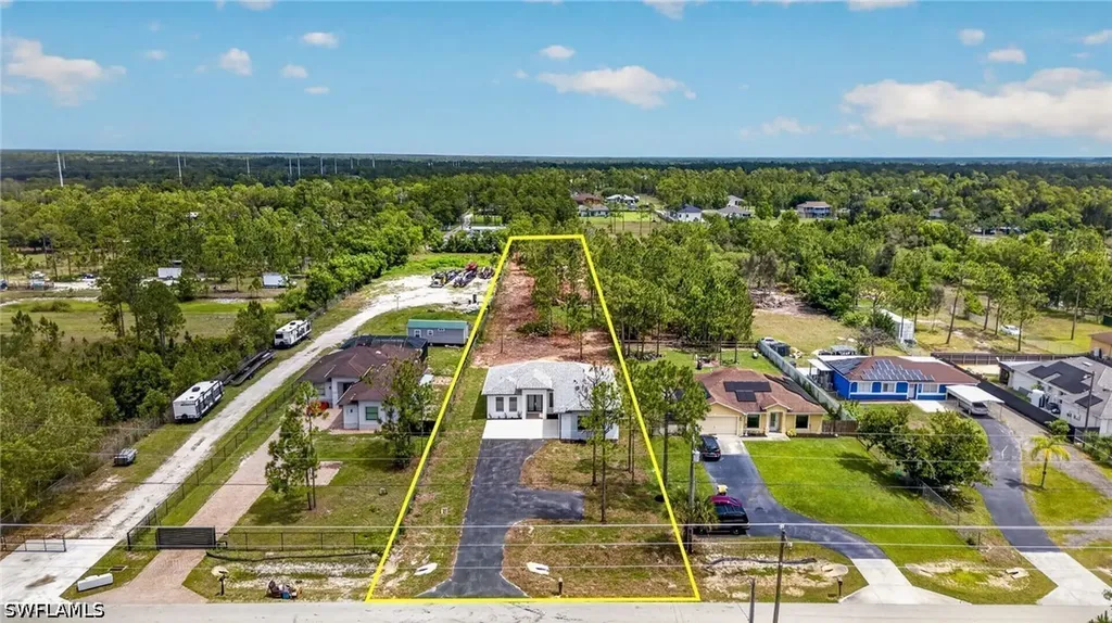 3225 43rd Avenue NE Naples FL 34120