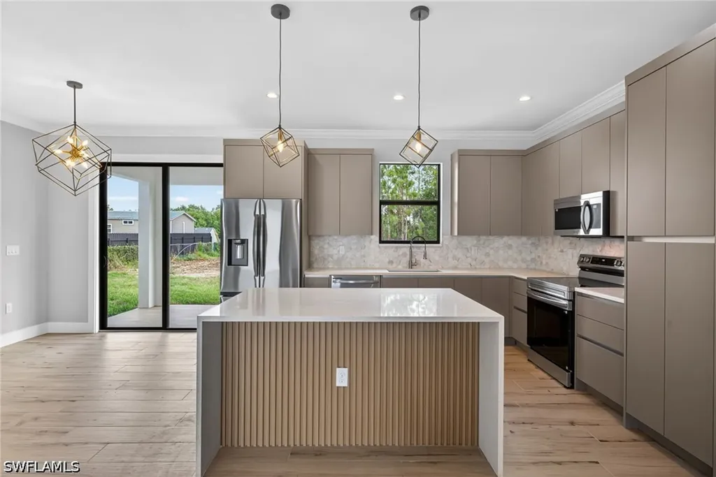 3225 43rd Avenue NE Naples FL 34120