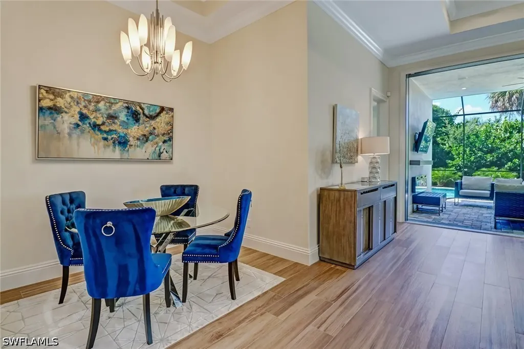 2875 Coco Lakes Drive Naples FL 34105
