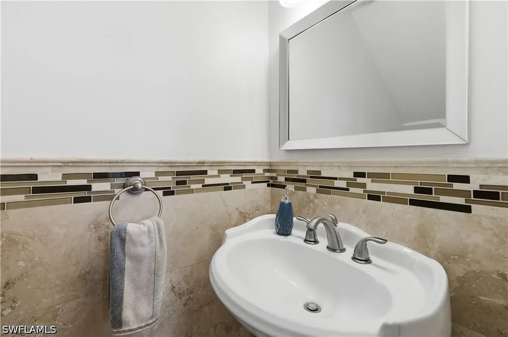 27119 Oakwood Lake Drive Bonita Springs FL 34134