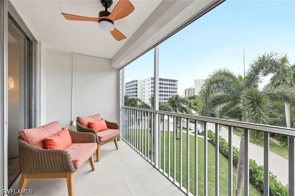 3 Bluebill Avenue Naples FL 34108